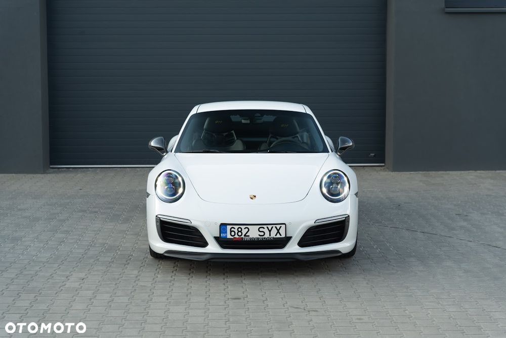 Porsche 911 Carrera T - 2