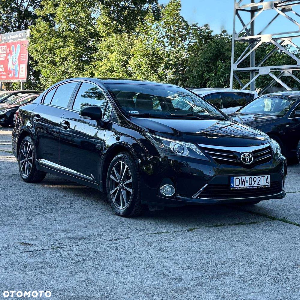 Toyota Avensis - 1