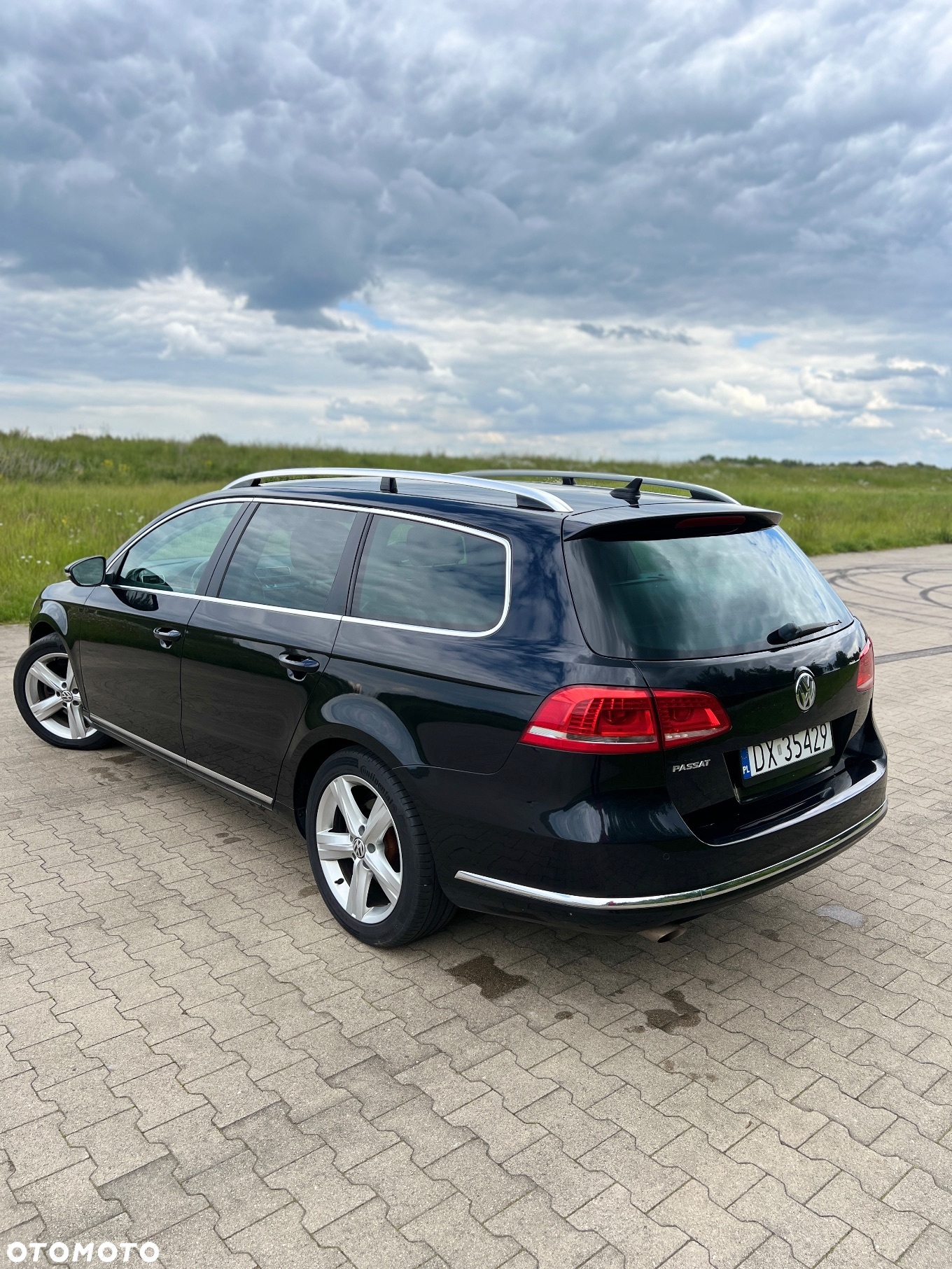 Volkswagen Passat Variant 2.0 TDI 4Motion DSG BlueMotion Tech Business Edition - 4