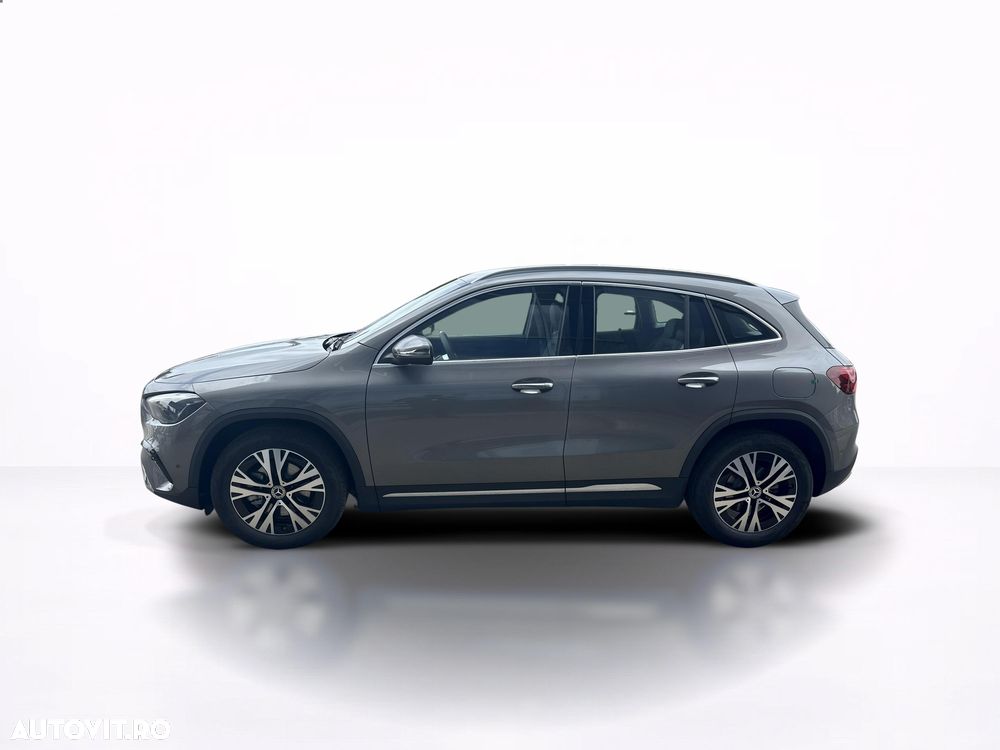 Mercedes-Benz GLA 180 7G-DCT Special Edition - 8