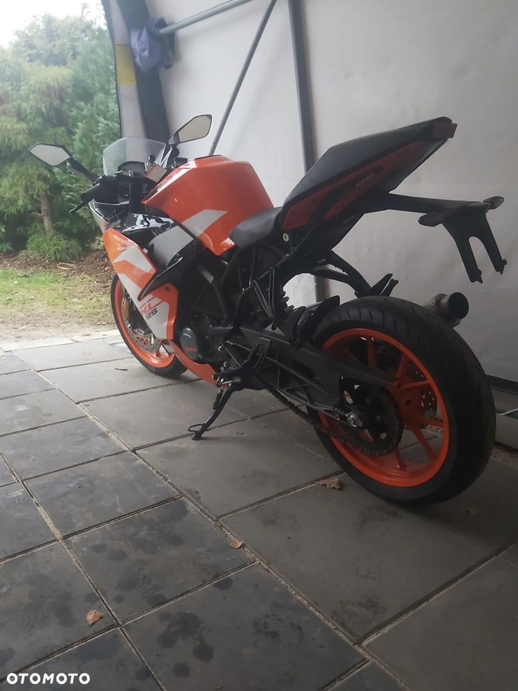 KTM RC 125 - 26