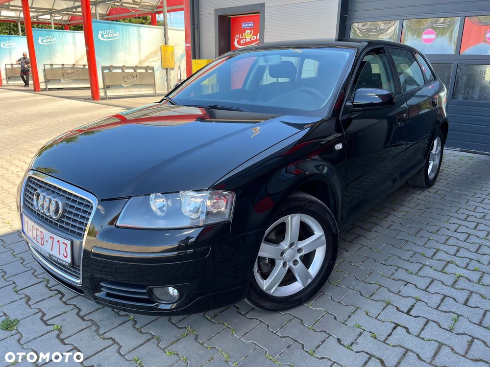 Audi A3 ver-1-6-ambition - 1