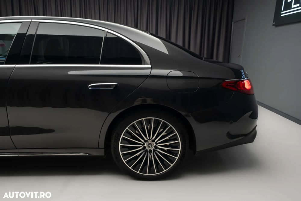 Mercedes-Benz E - 9