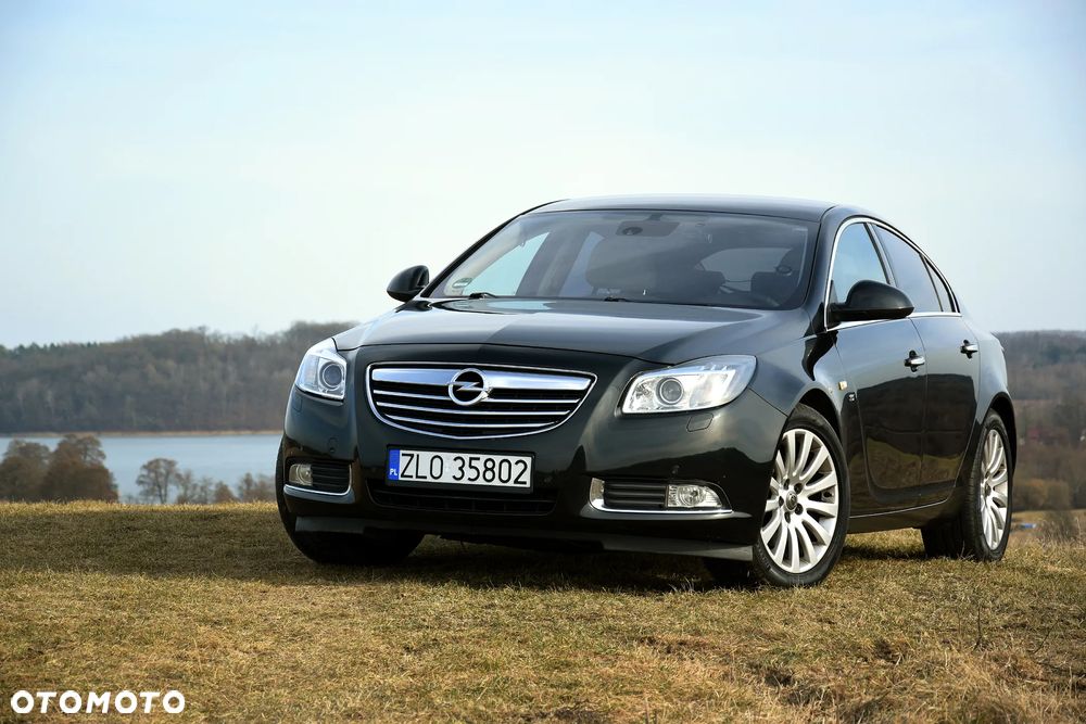 Opel Insignia 2.0 T Cosmo 4x4 - 1