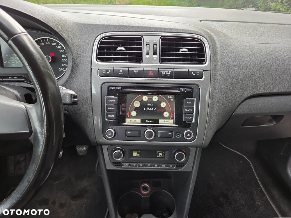 Volkswagen Polo 1.2 TSI Highline - 13