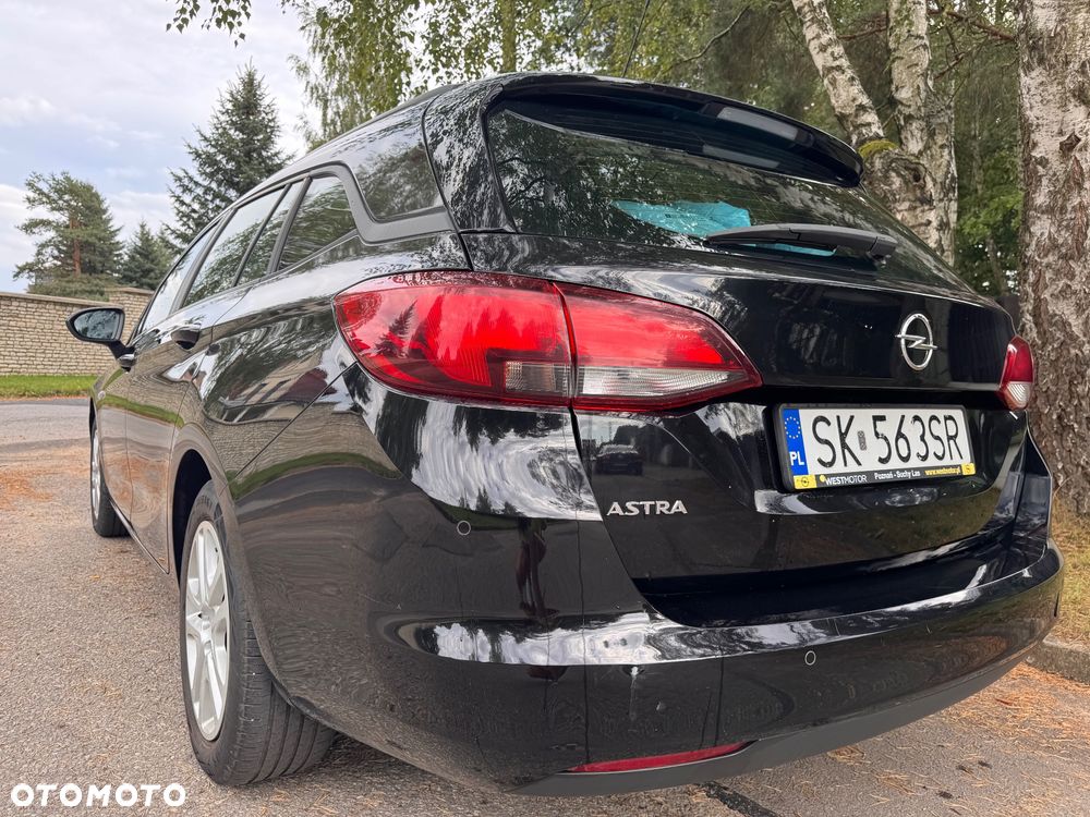 Opel Astra 1.2 T Elegance S&S - 10