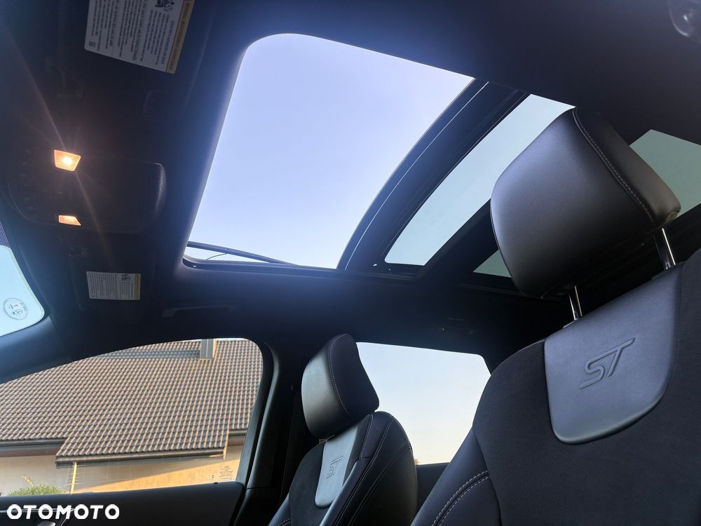Ford Edge - 18