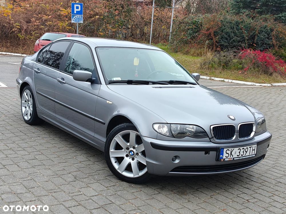 BMW Seria 3 318i - 4