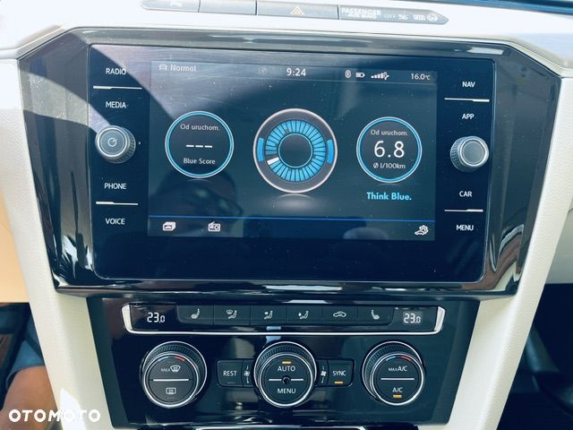 Volkswagen Passat - 17