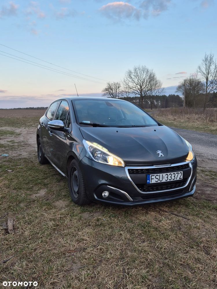 Peugeot 208 PureTech 82 Style - 2