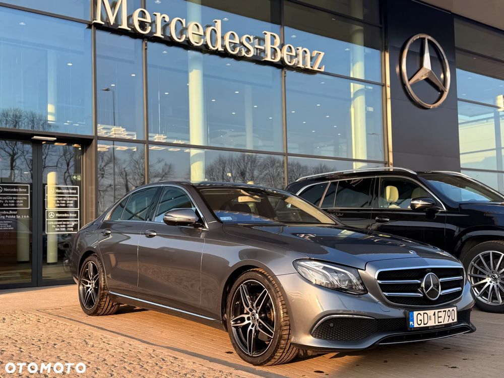 Mercedes-Benz Klasa E 220 d 4-Matic 9G-TRONIC - 1