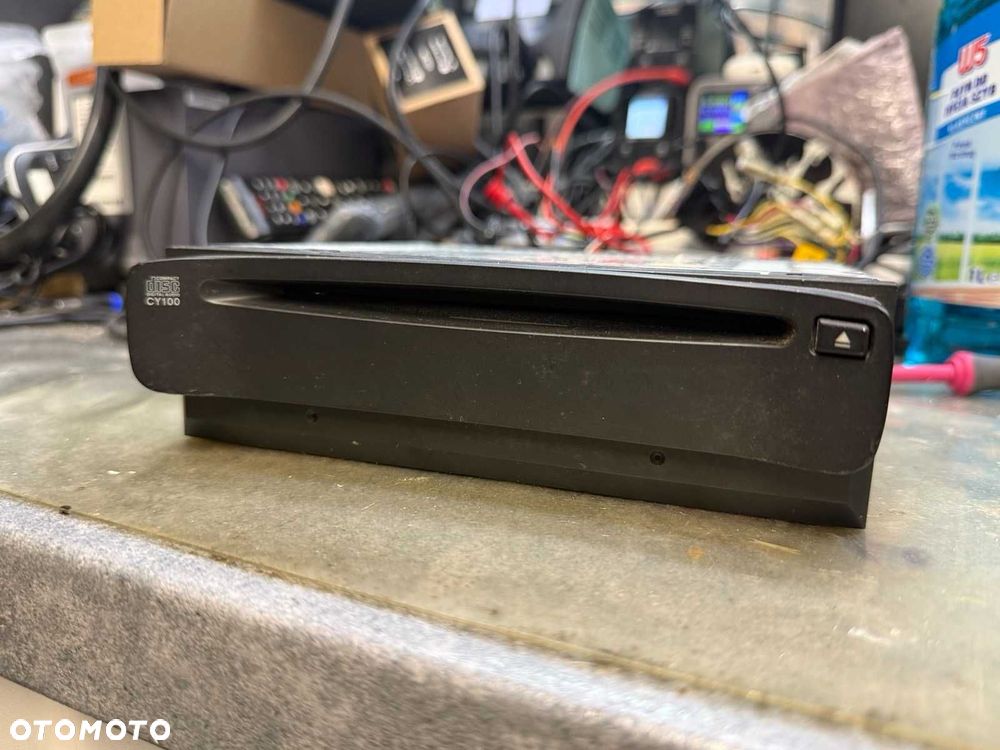 Czytnik CD Nissan P12 - 3