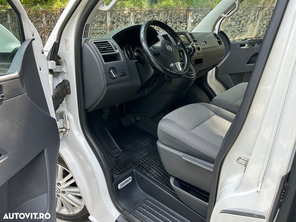 Volkswagen Caravelle - 6