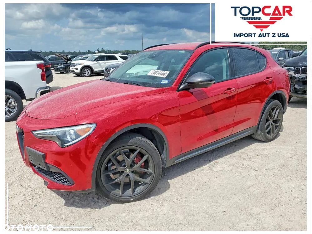 Alfa Romeo Stelvio - 1