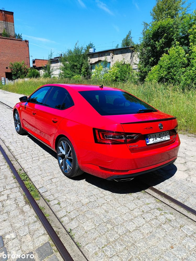 Skoda Superb 2.0 TSI 4x4 Sportline DSG - 6