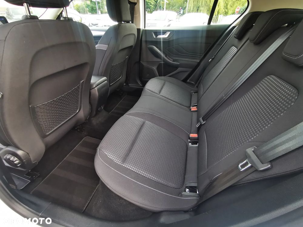 Ford Focus 1.5 EcoBlue STart-Stopp-System TITANIUM - 13