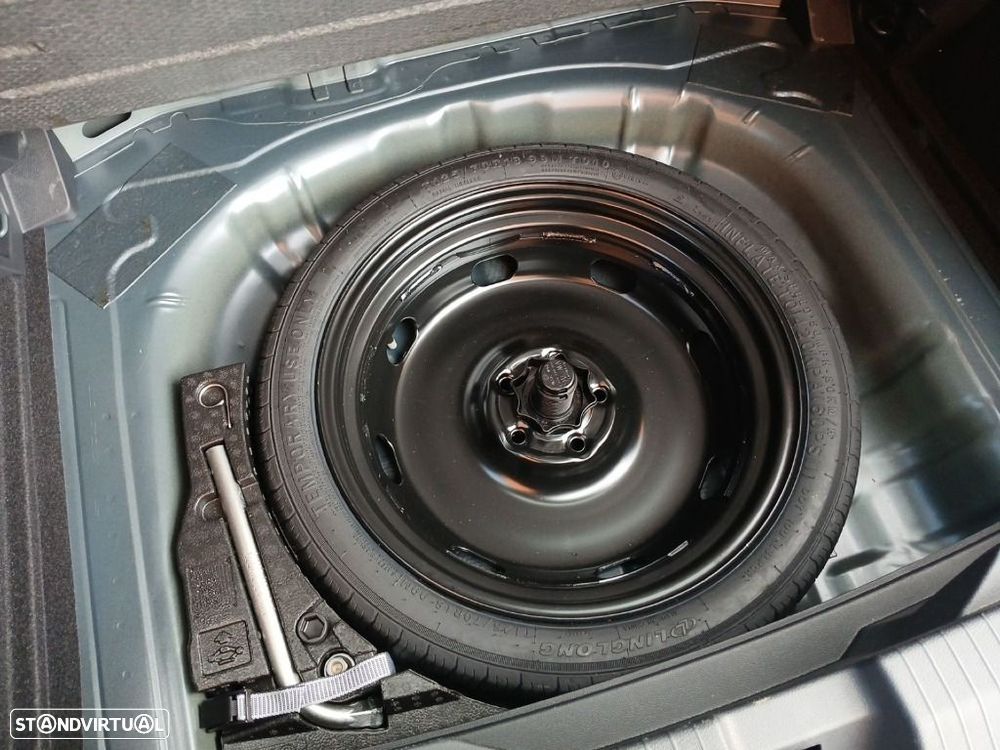 VW T-Roc - 38