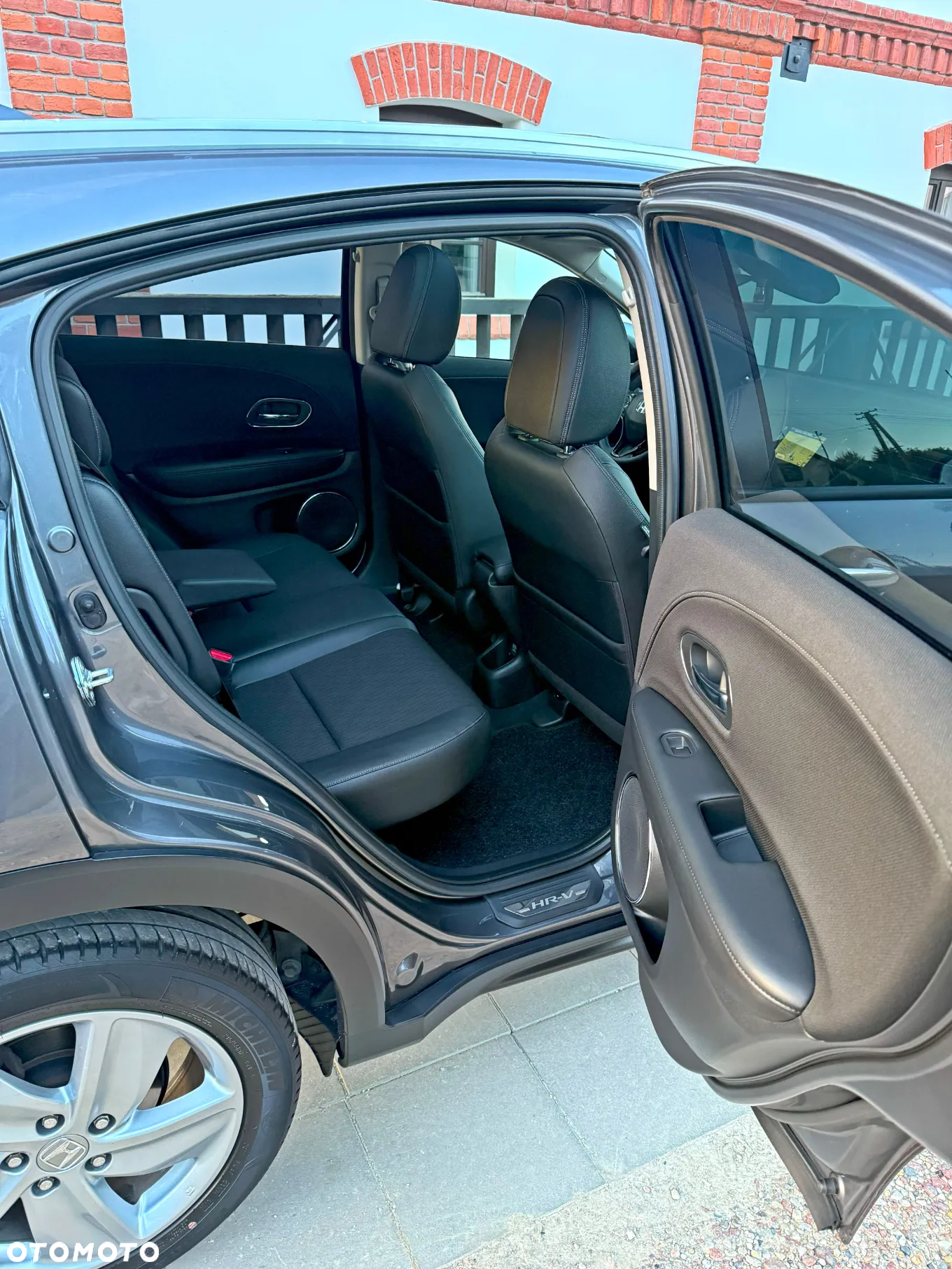 Honda HR-V 1.5 Executive (ADAS / Connect+) CVT - 5