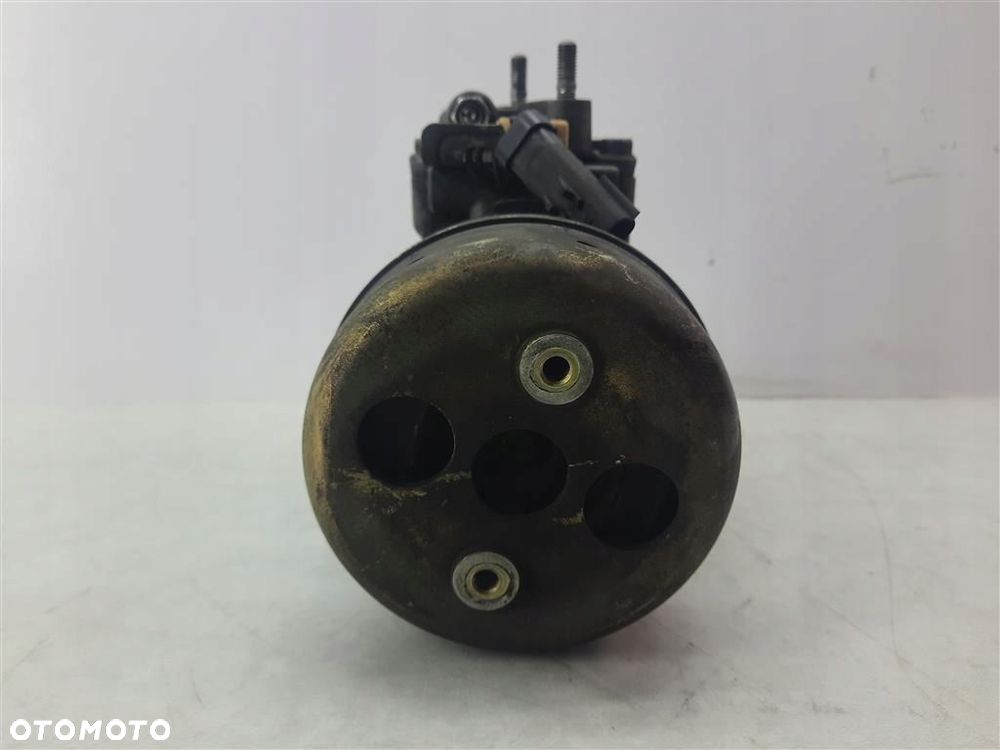 Sprężarka klimatyzacji Chrysler Voyager III 1995-2000 2,5 D 4472005133 2PIN - 2