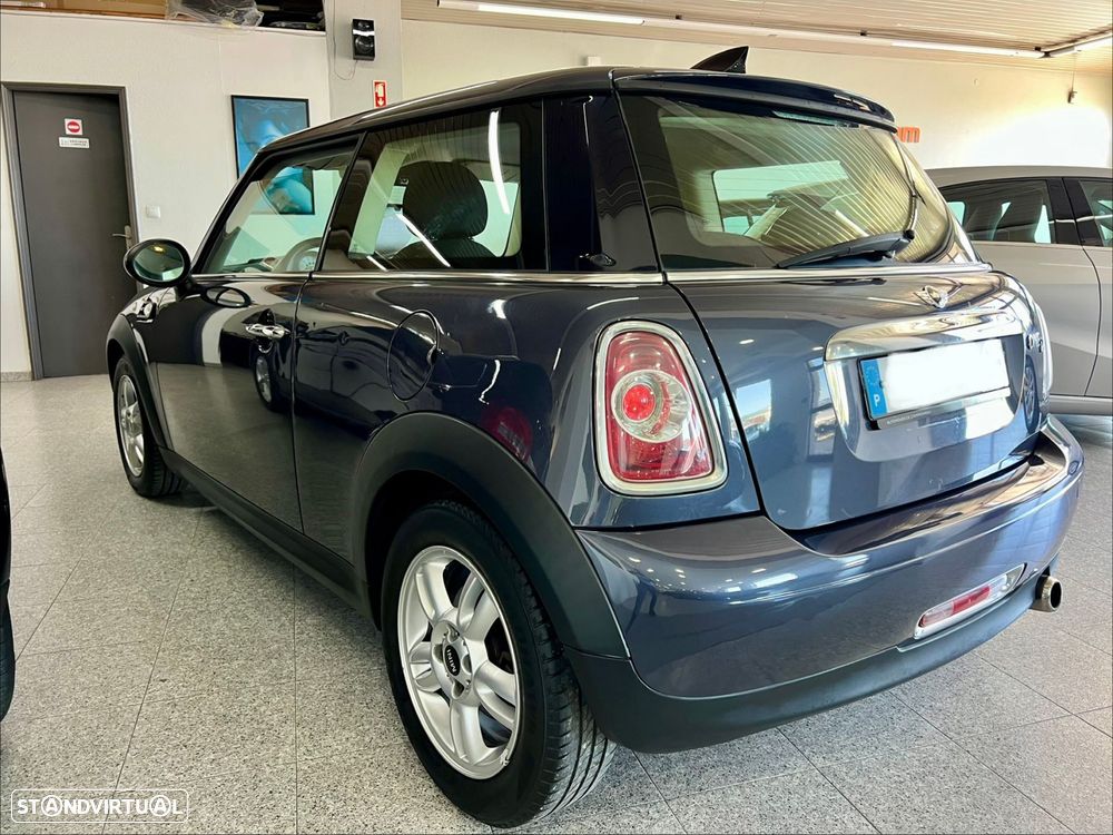 MINI 3 Portas One D - 5