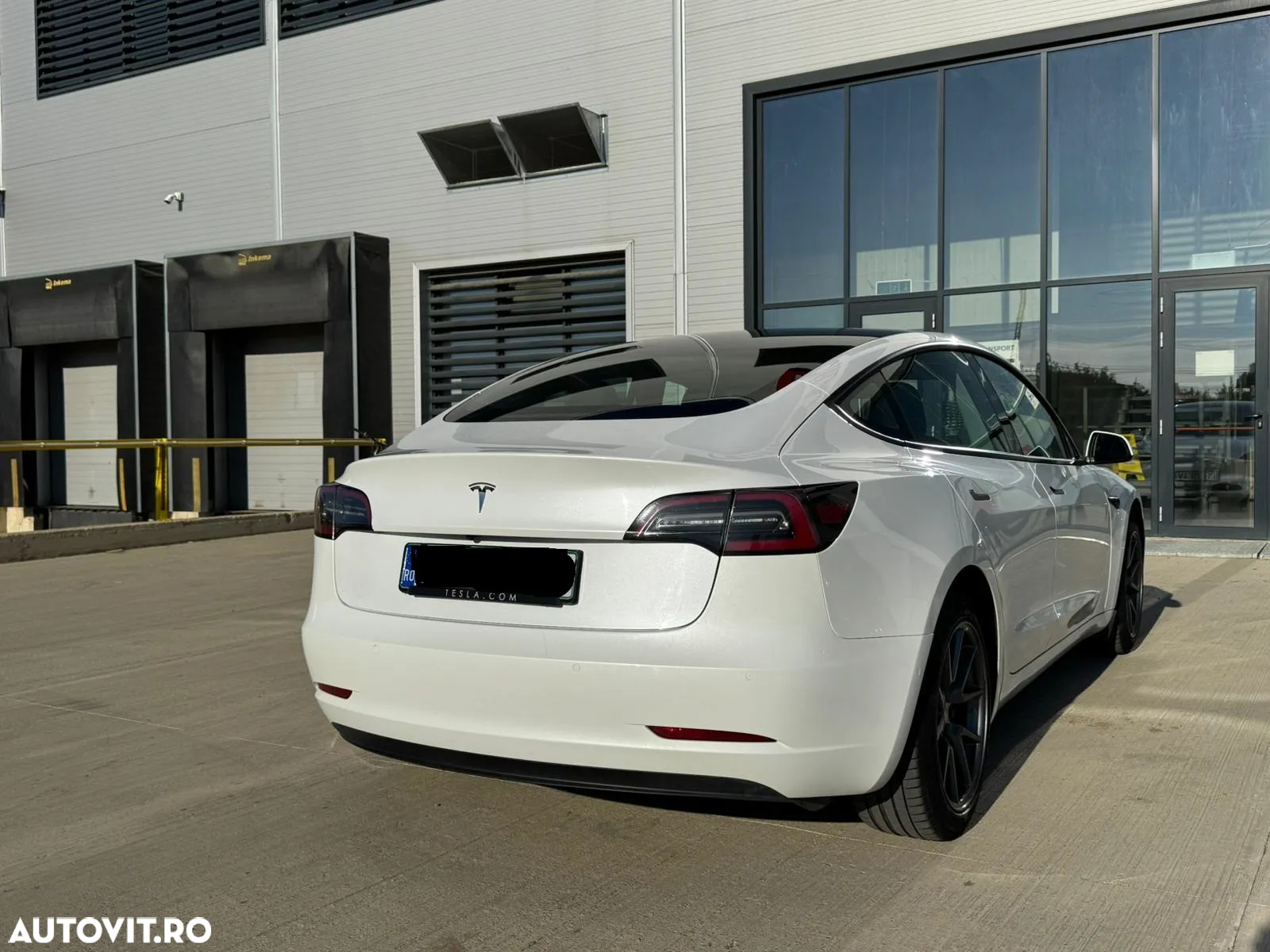 Tesla Model 3 Standard Reichweite Plus Hinterradantrieb - 4