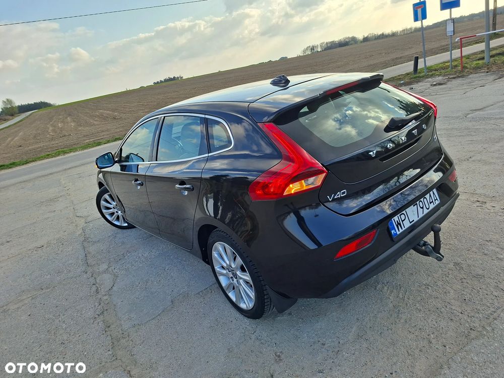 Volvo V40 D2 Momentum - 11