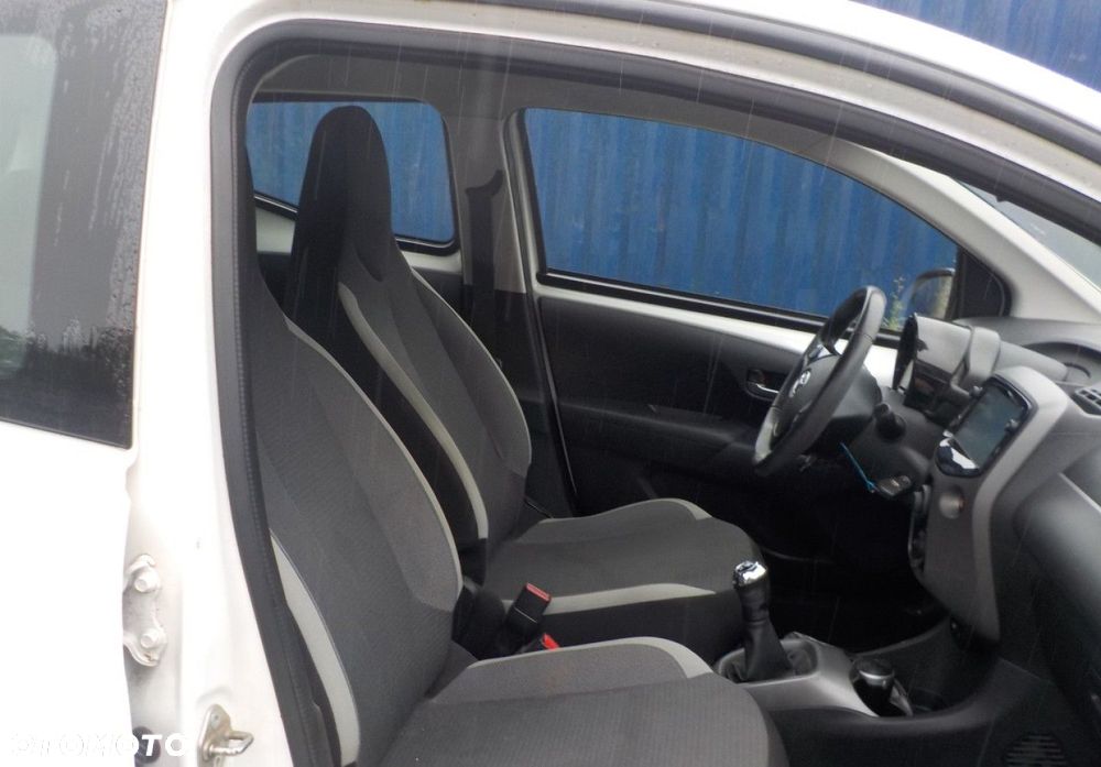 Toyota Aygo - 15