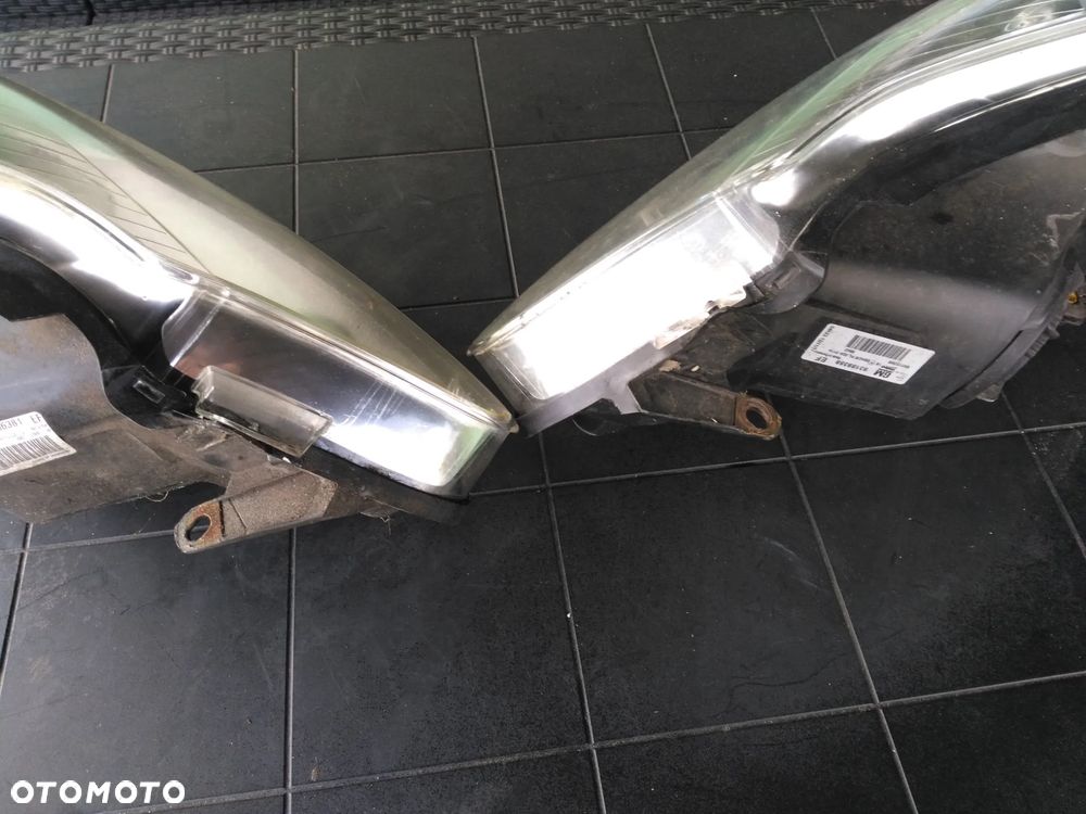 opel corsa D Z547 lampy maska wzmocnienie czołowe - 5