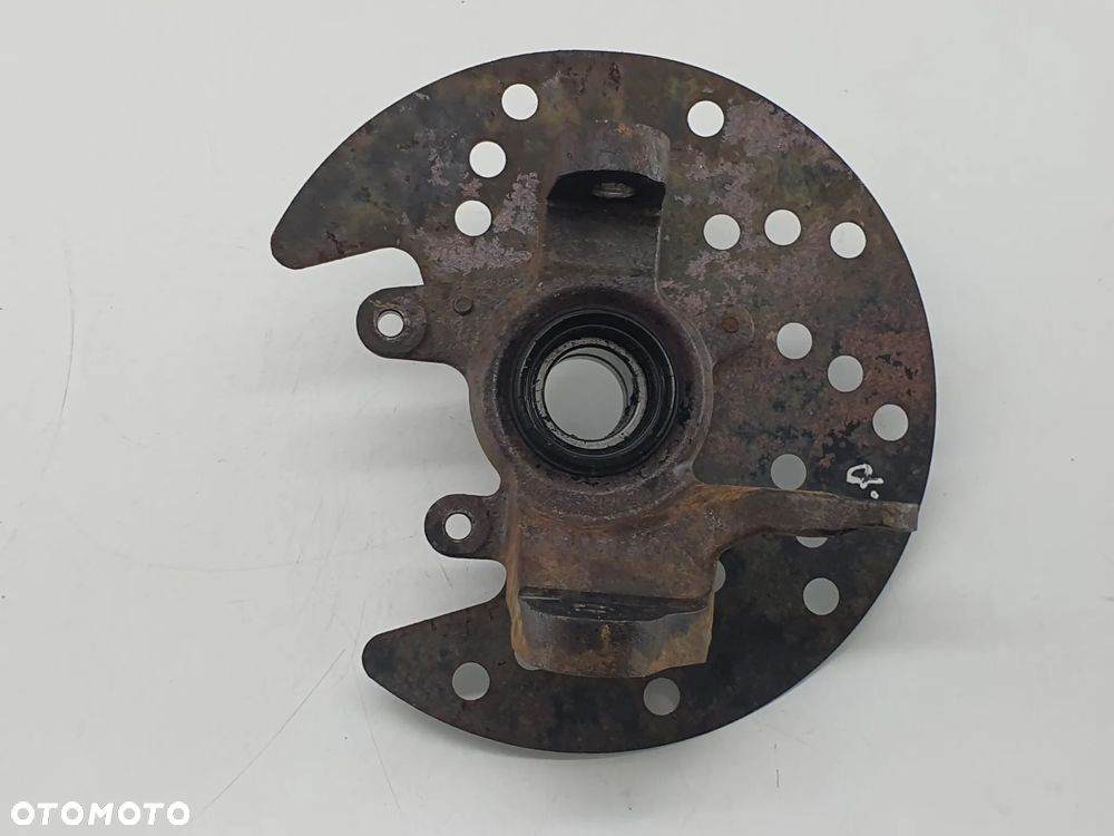 ZWROTNICA LEWA PRZOD GB BLADE 550 TGB TARGET - 9