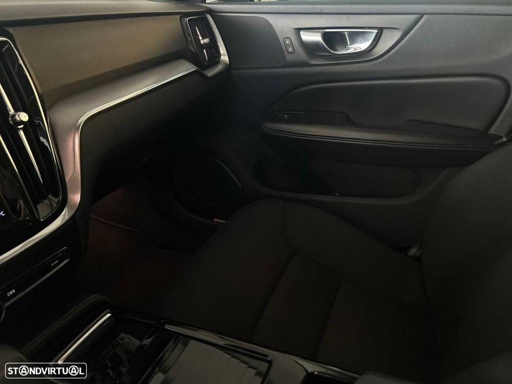 Volvo V60 2.0 T6 AWD TE Inscription - 32