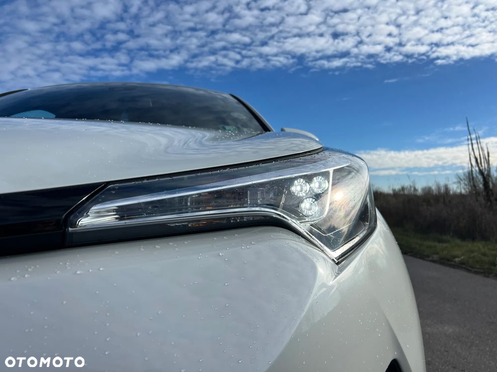 Toyota C-HR - 14
