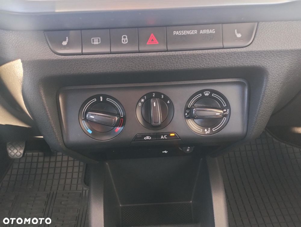 Skoda Fabia 1.0 TSI Ambition - 37