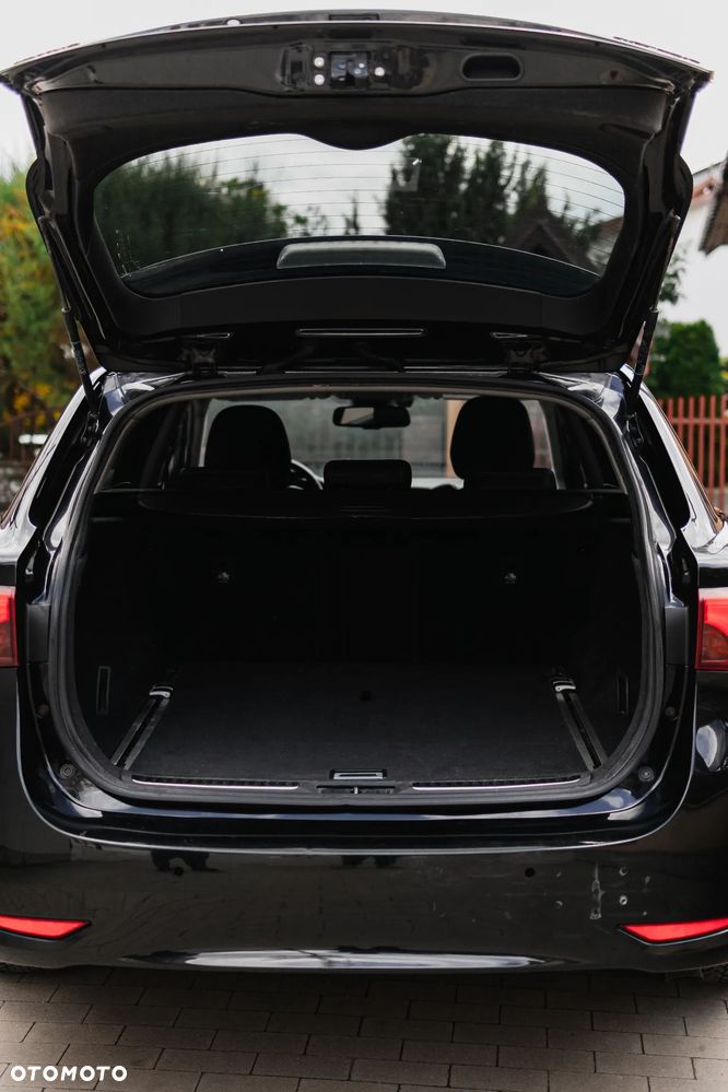 Toyota Avensis 2.0 D-4D Prestige - 7
