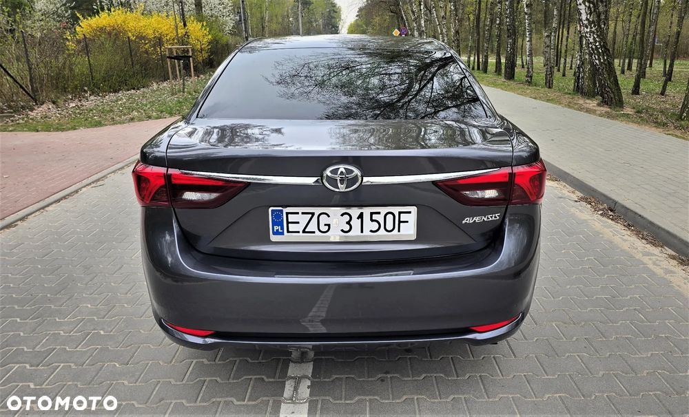 Toyota Avensis 1.8 Premium - 8