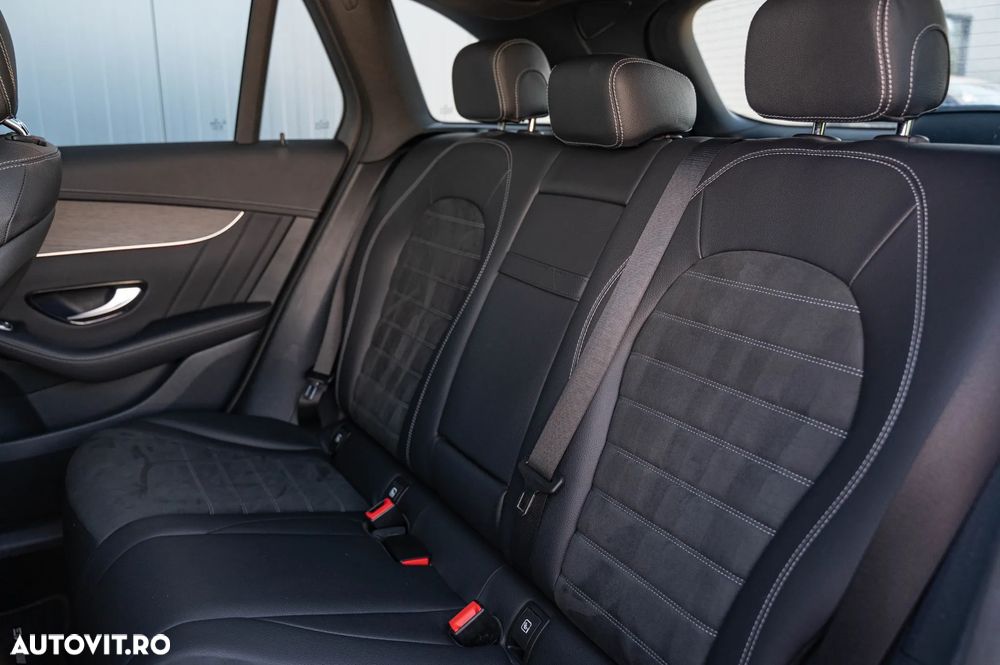 Mercedes-Benz GLC 300 de 4Matic 9G-TRONIC AMG Line - 7