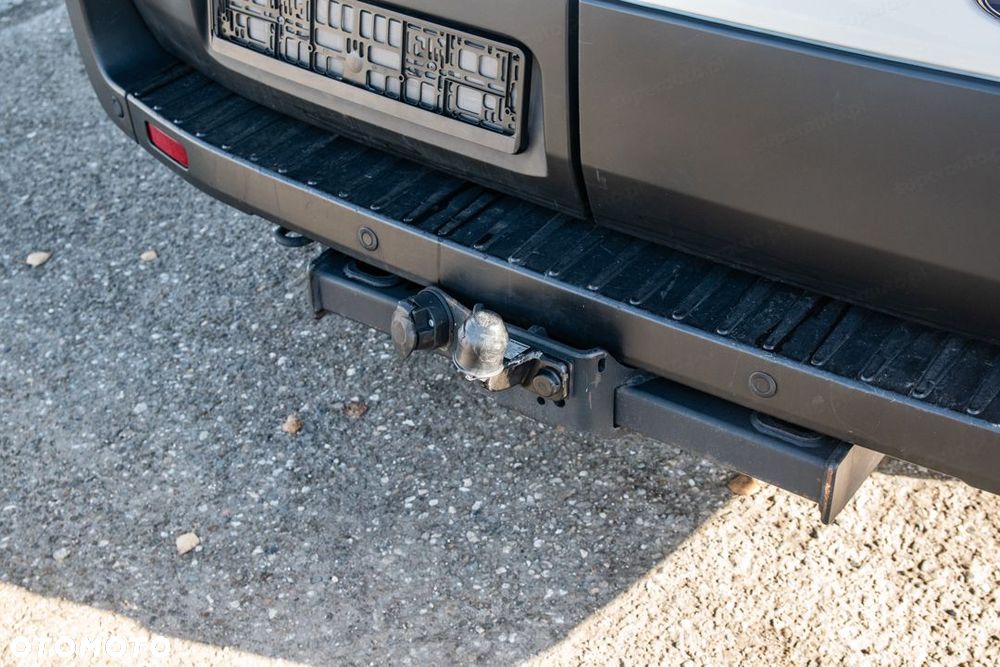 Ford Transit 350 L3H2 Trend 2.0 130KM - 12