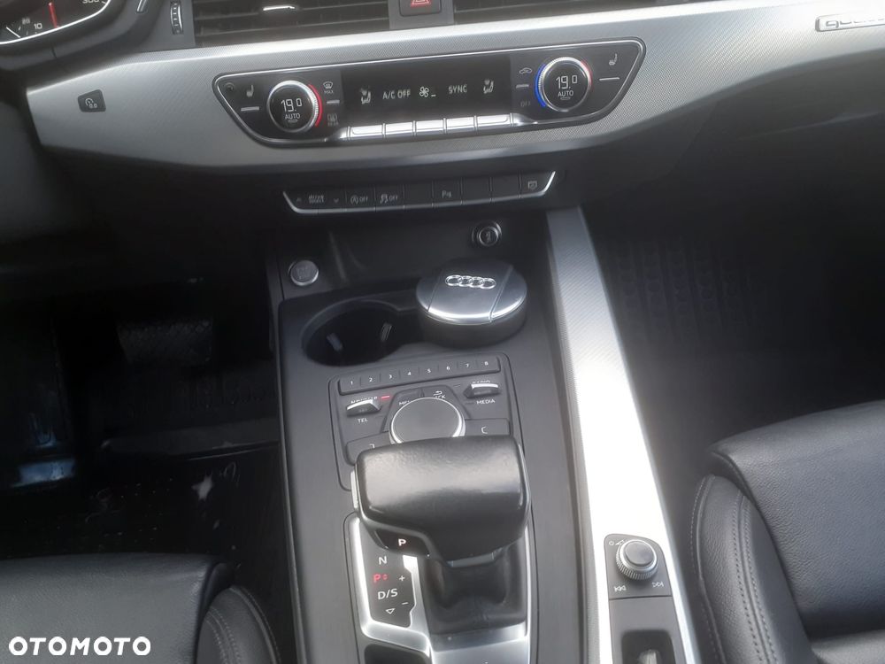 Audi A4 Avant 2.0 TDI Quattro S tronic - 10