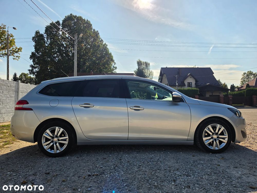 Peugeot 308 BlueHDi 120 EAT6 Stop & Start Allure - 5