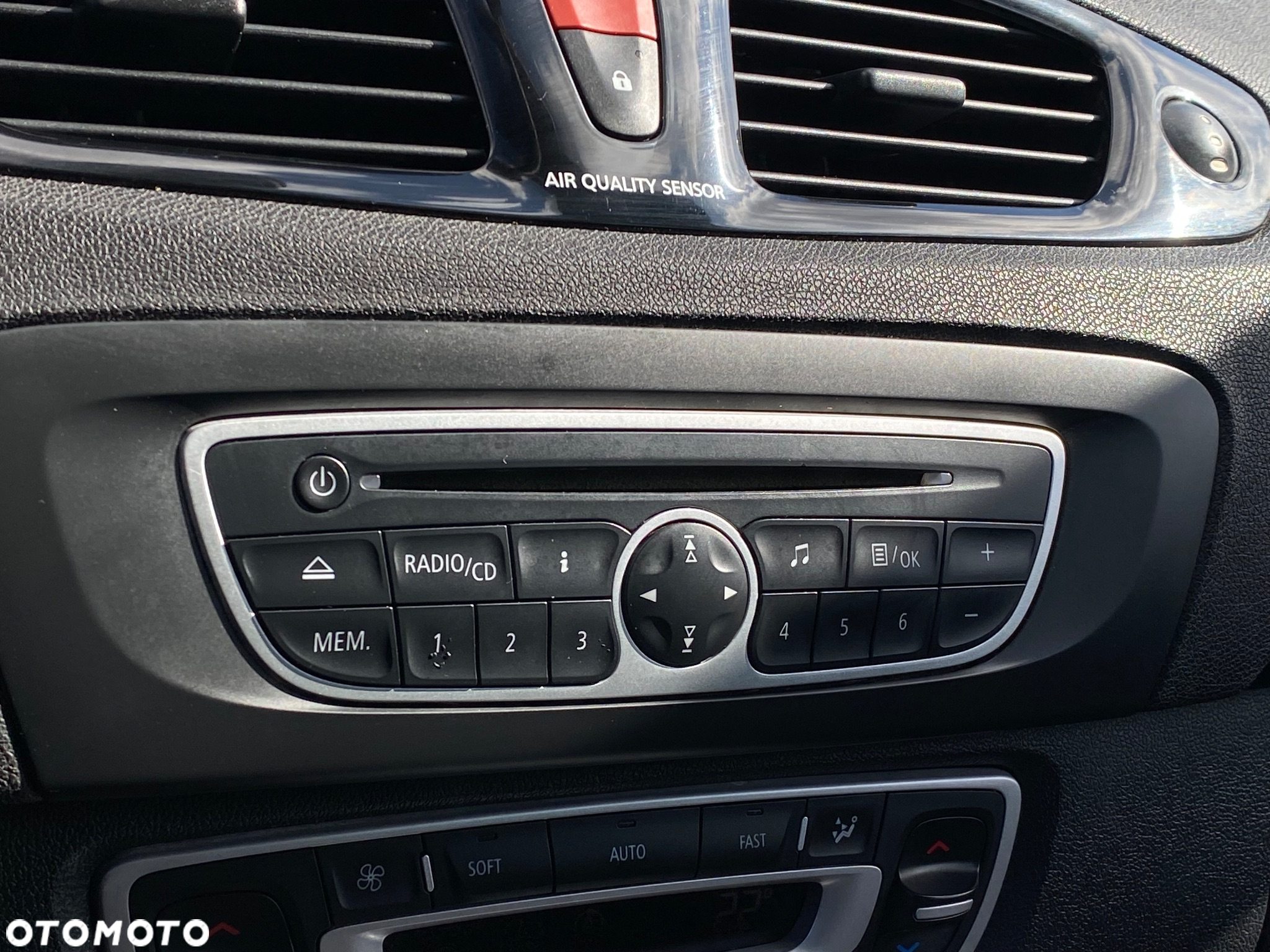 Renault Grand Scenic 2.0 16V 140 CVT Dynamique - 23