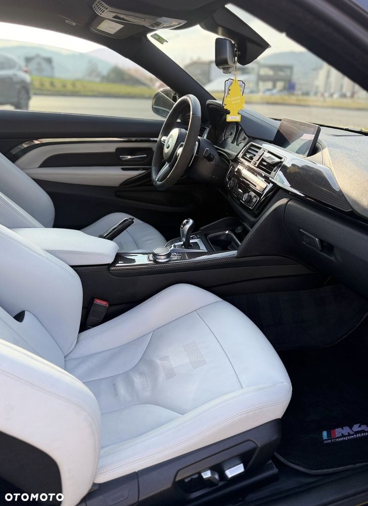 BMW M4 DKG Competition - 17
