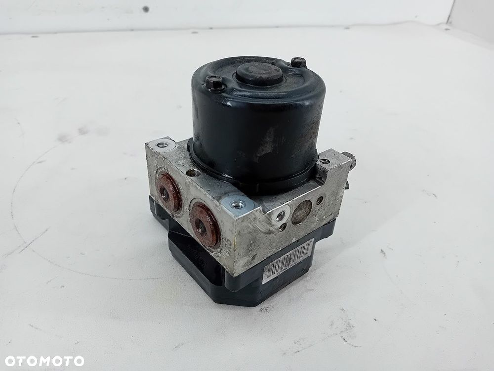 POMPA ABS KIA SPORTAGE II 58920-2E000  58900-2E000  2.0 CVVT - 4