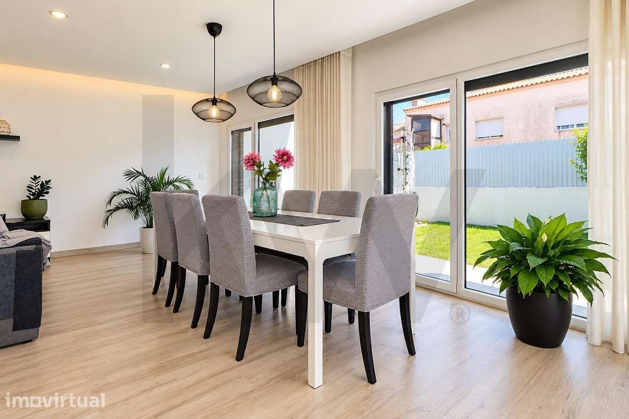 • Moradia Isolada Térrea T4 | Terreno de 504m2 com Furo APA | Fernão F - Grande imagem: 5/47
