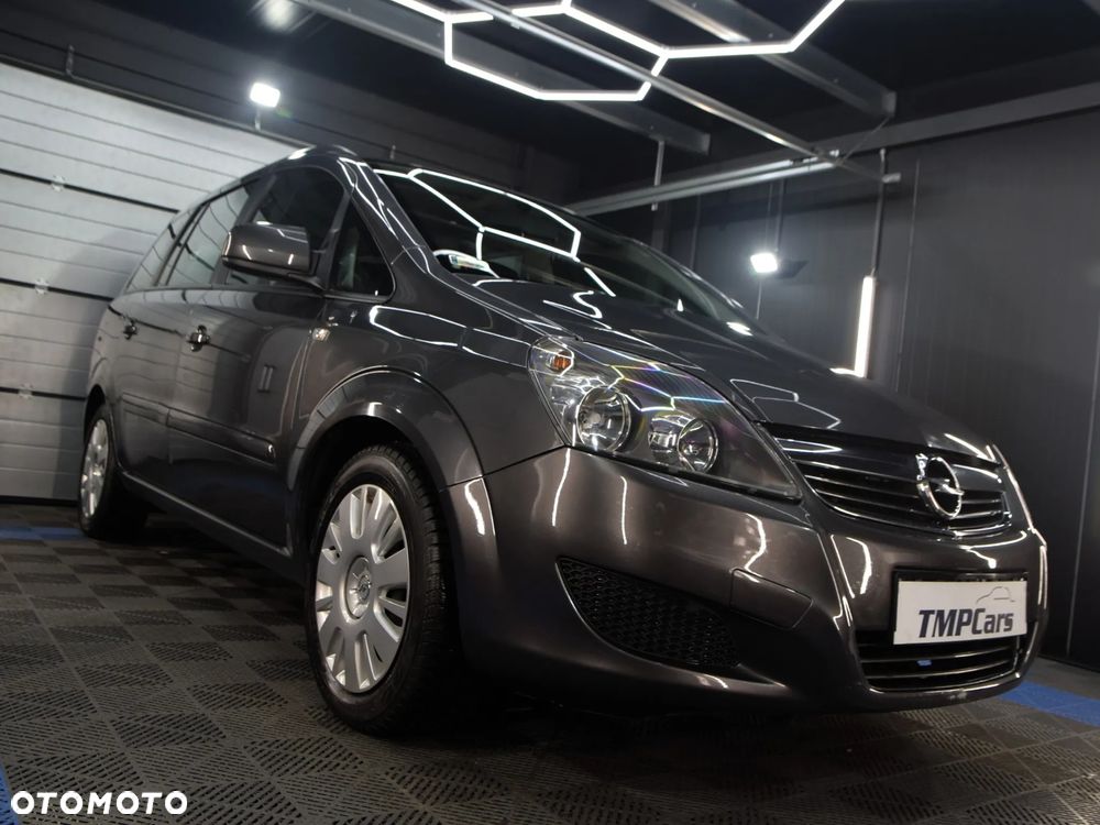 Opel Zafira - 1
