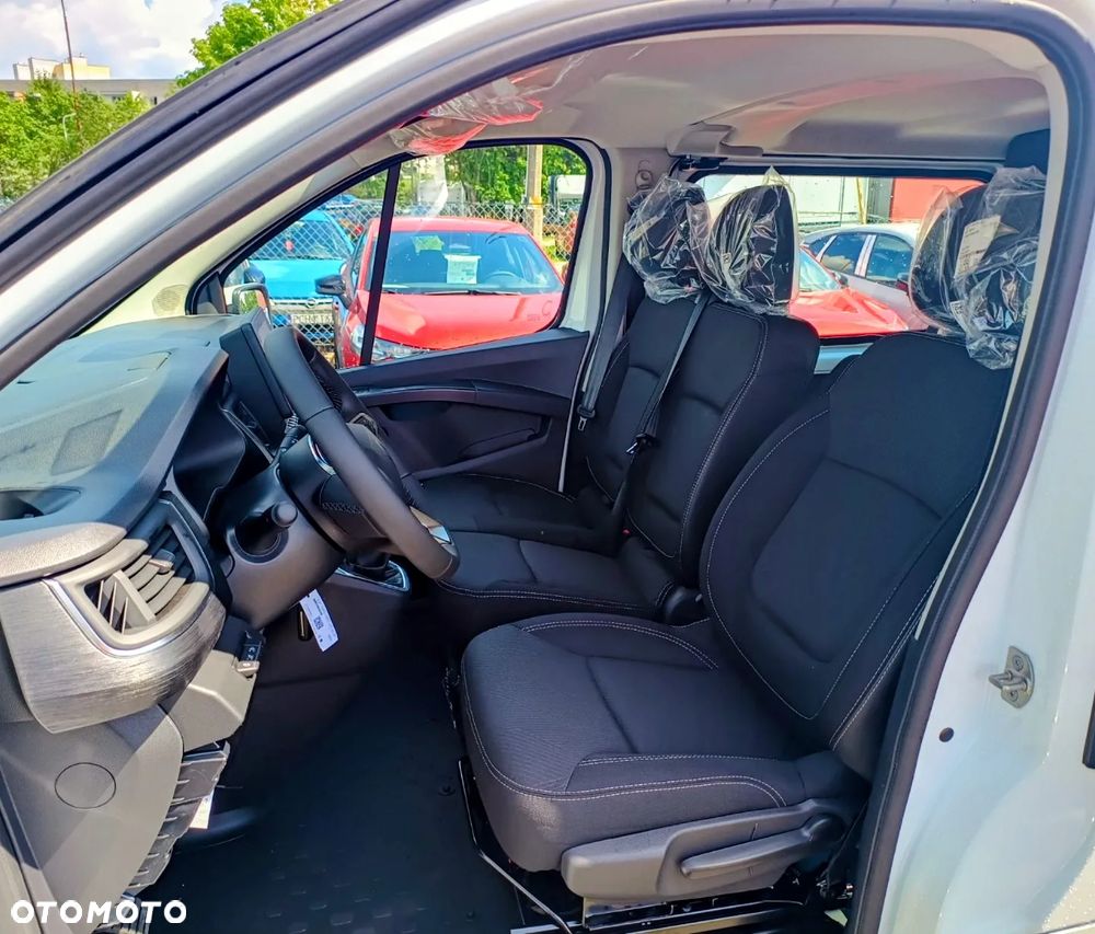 Renault TRAFIC - 12