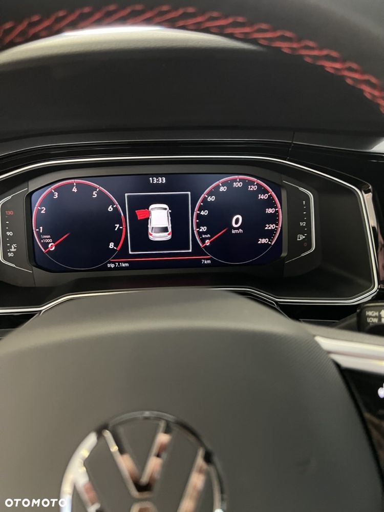Volkswagen Polo - 22