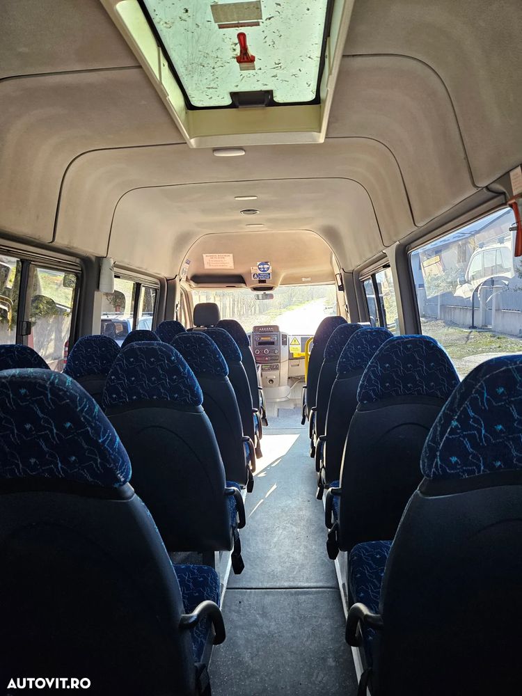 Mercedes-Benz Sprinter - 8