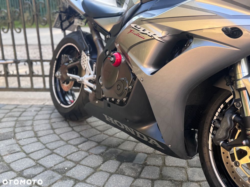 Honda CBR - 12