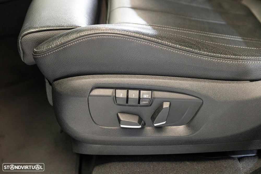BMW X5 25 d sDrive Comfort 7L - 23