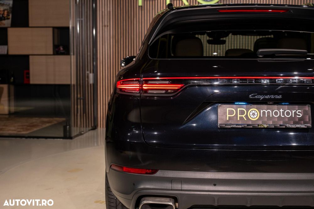 Porsche Cayenne - 13