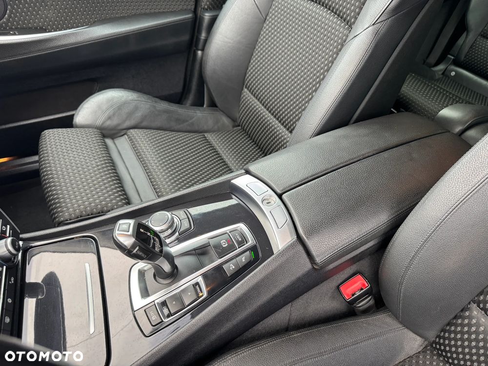 BMW 5GT 535i xDrive Gran Turismo - 25